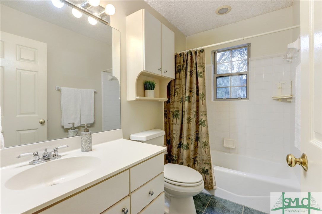 1537 Walthour Road Savannah, GA 31410 - Photo 24 of 40