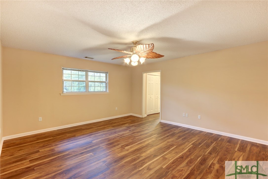 1537 Walthour Road Savannah, GA 31410 - Photo 25 of 40