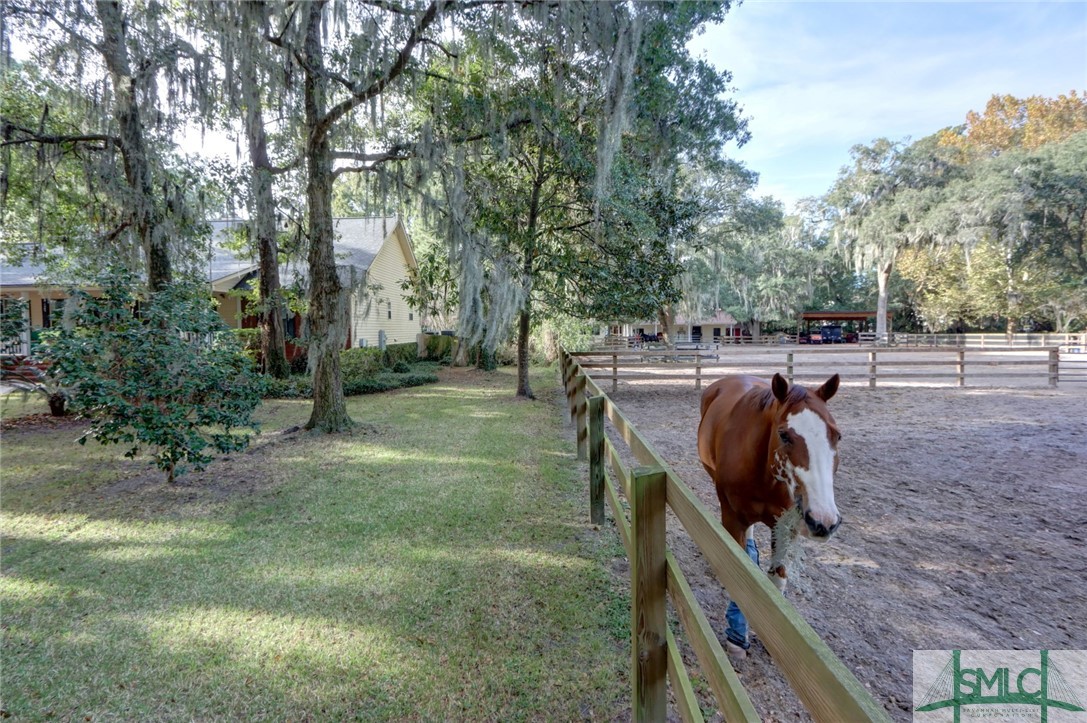 1537 Walthour Road Savannah, GA 31410 - Photo 39 of 40