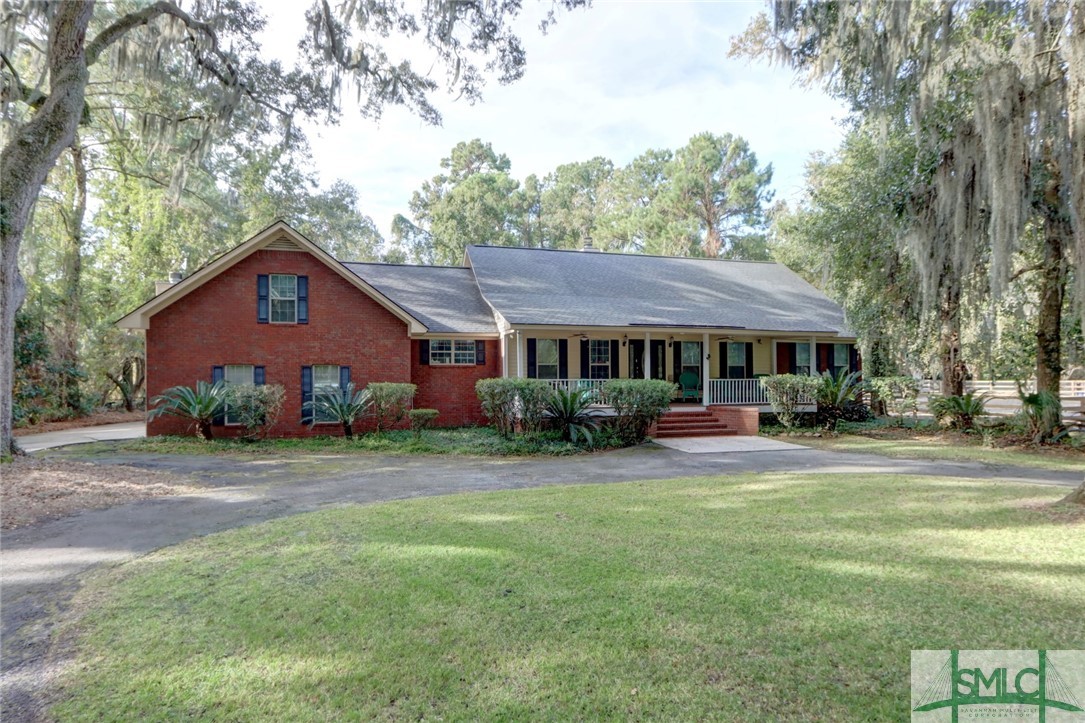1537 Walthour Road Savannah, GA 31410 - Photo 7 of 40