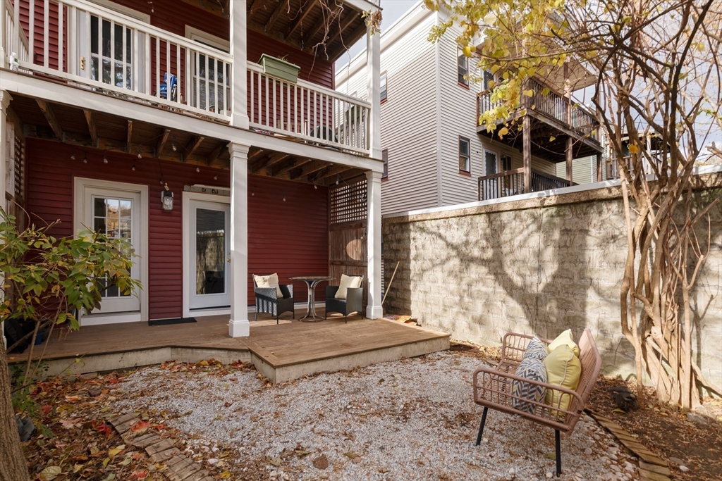 24 Washburn Avenue, Unit 1 Cambridge, MA 02140 - Photo 16 of 23