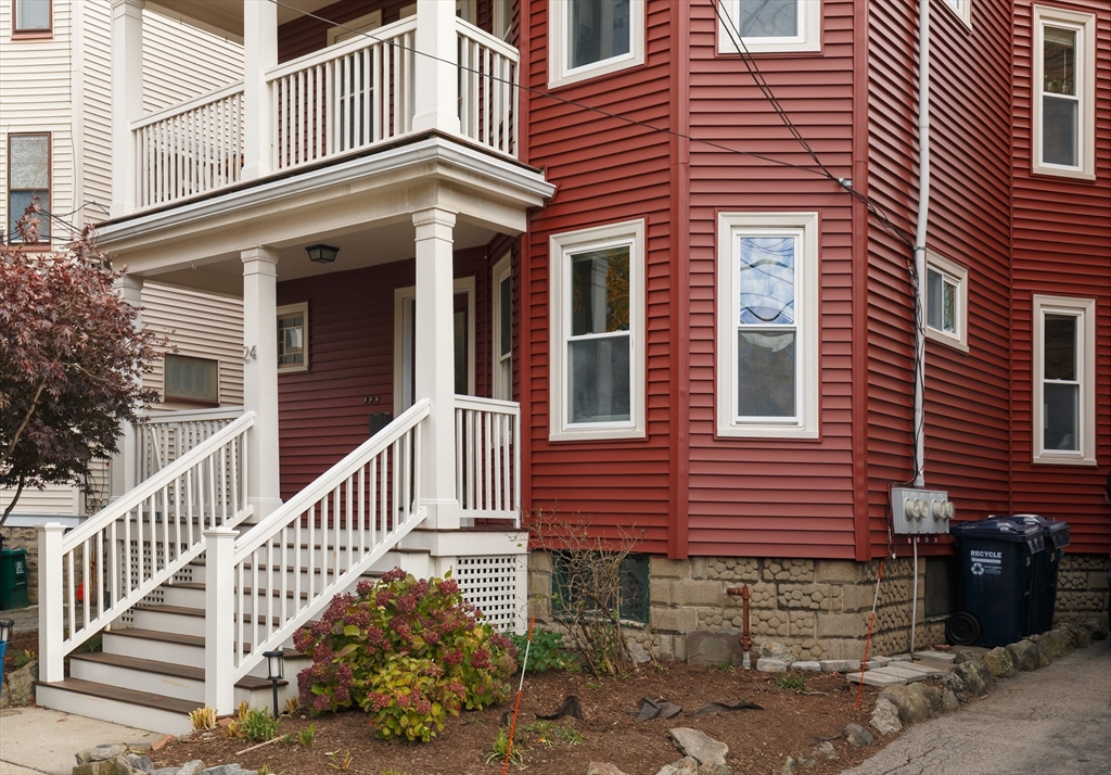 24 Washburn Avenue, Unit 1 Cambridge, MA 02140 - Photo 19 of 23