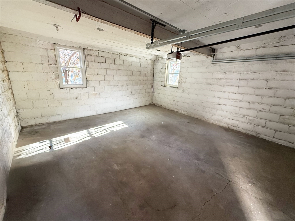 24 Washburn Avenue, Unit 1 Cambridge, MA 02140 - Photo 21 of 23