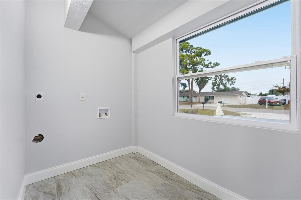 808 Guild Drive Venice, FL 34285 - Photo 17 of 27 a view of a window