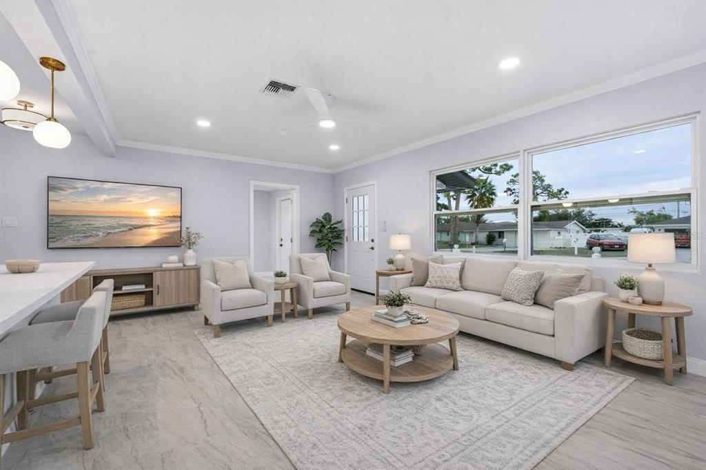 808 Guild Drive Venice, FL 34285 - Photo 3 of 27