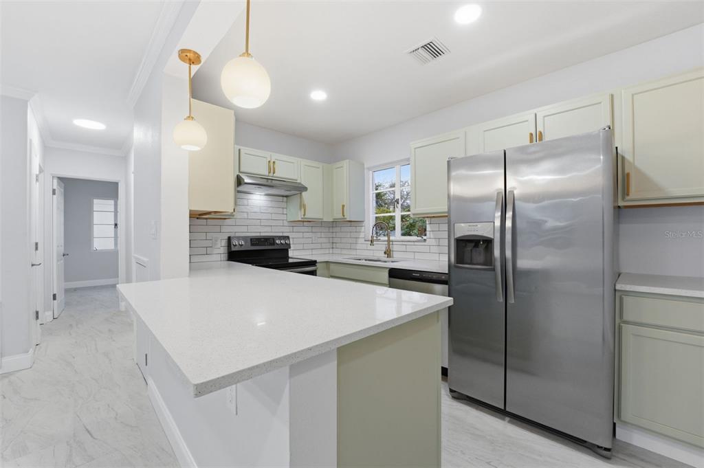 808 Guild Drive Venice, FL 34285 - Photo 6 of 27