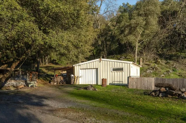 $333,000 | 8653 Hidden Valley Road, Mountain Ranch, CA 95246