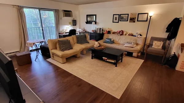 $3,000 | 135 Pleasant Street, Unit 305, Brookline, MA 02446