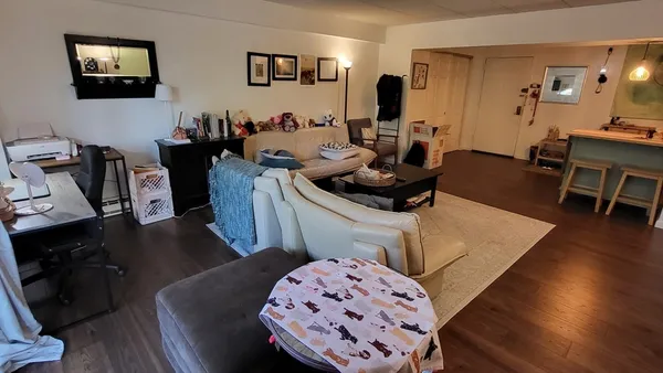 $3,000 | 135 Pleasant Street, Unit 305, Brookline, MA 02446