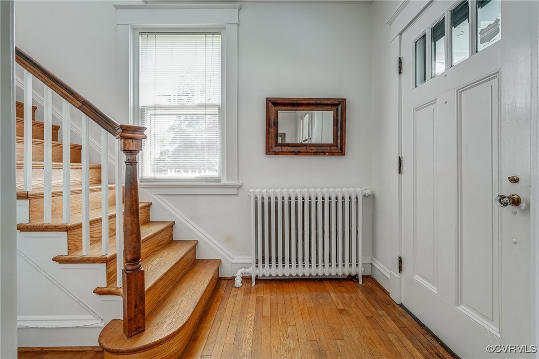 4101 Crestwood Road Richmond, VA 23227 - Photo 10 of 48 a view of a hallway with wooden floor and entryway