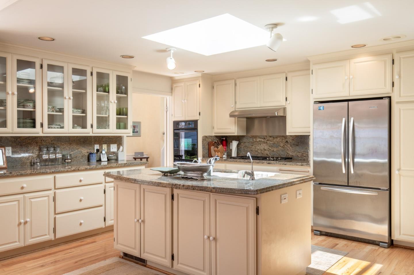 2827 Sloat Road Pebble Beach, CA 93953 - Photo 13 of 34 Gallery Image 13