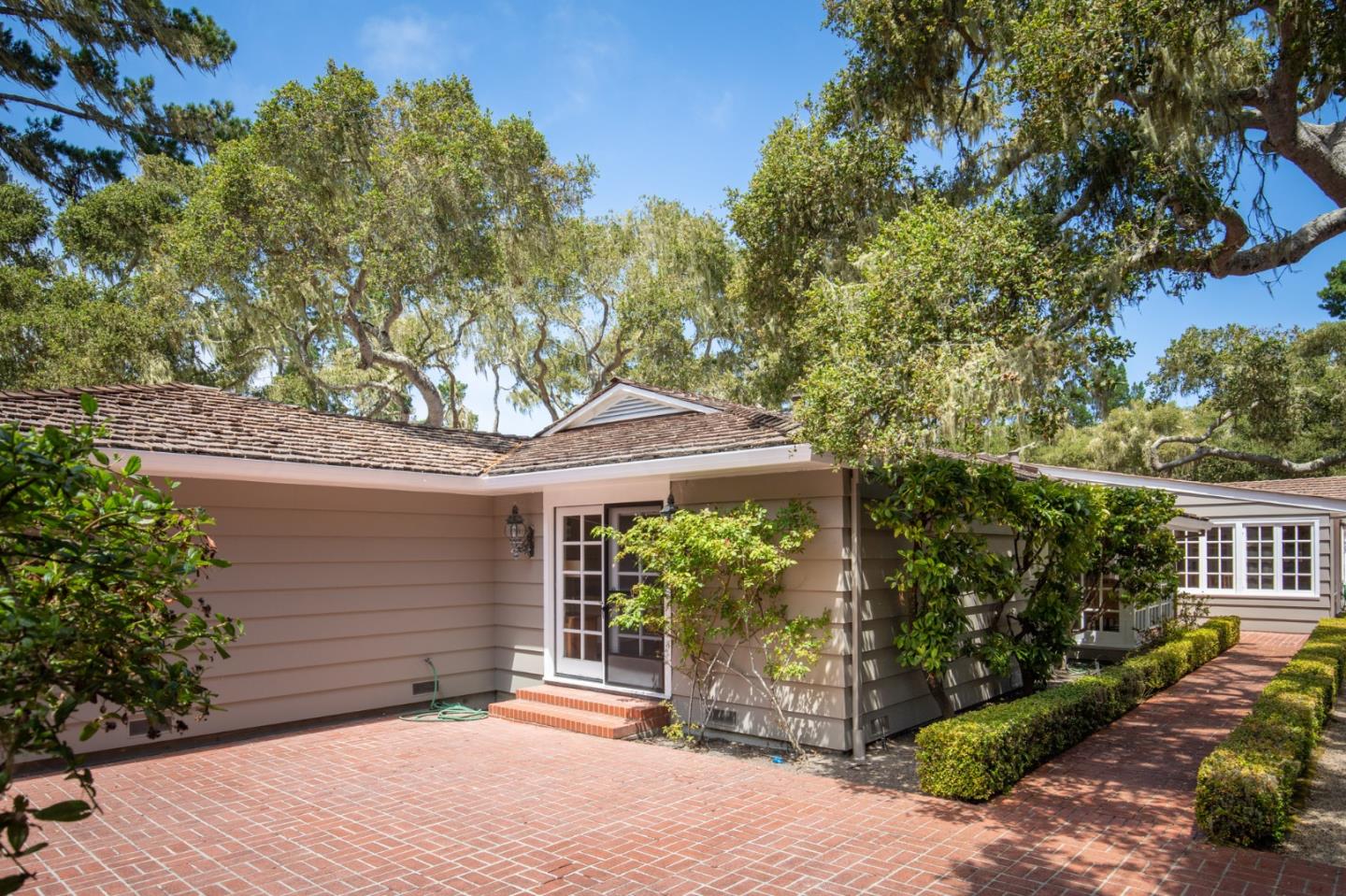 2827 Sloat Road Pebble Beach, CA 93953 - Photo 29 of 34 Gallery Image 29