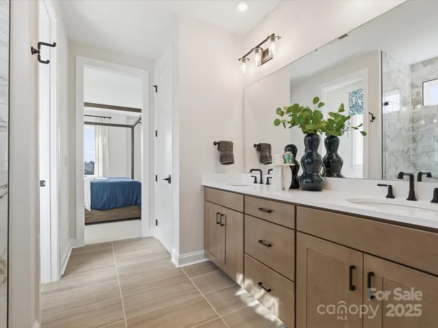 $719,493 | 8034 Thimbleweed Circle, Charlotte, NC 28277