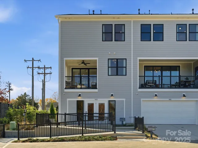 $719,493 | 8034 Thimbleweed Circle, Charlotte, NC 28277