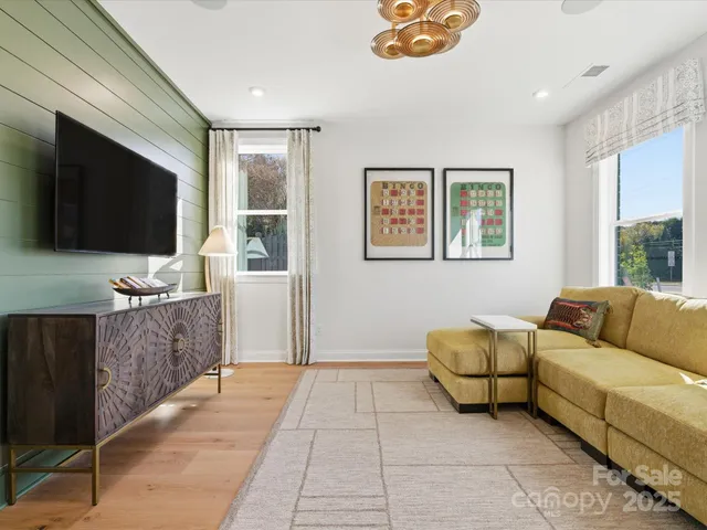 $719,493 | 8034 Thimbleweed Circle, Charlotte, NC 28277