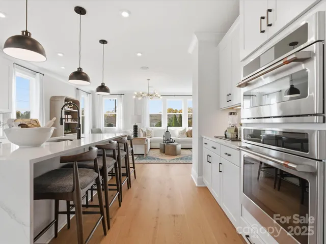 $719,493 | 8034 Thimbleweed Circle, Charlotte, NC 28277