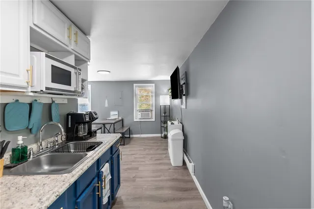 $399,900 | 31 Oakhurst Avenue, Warwick, RI 02889