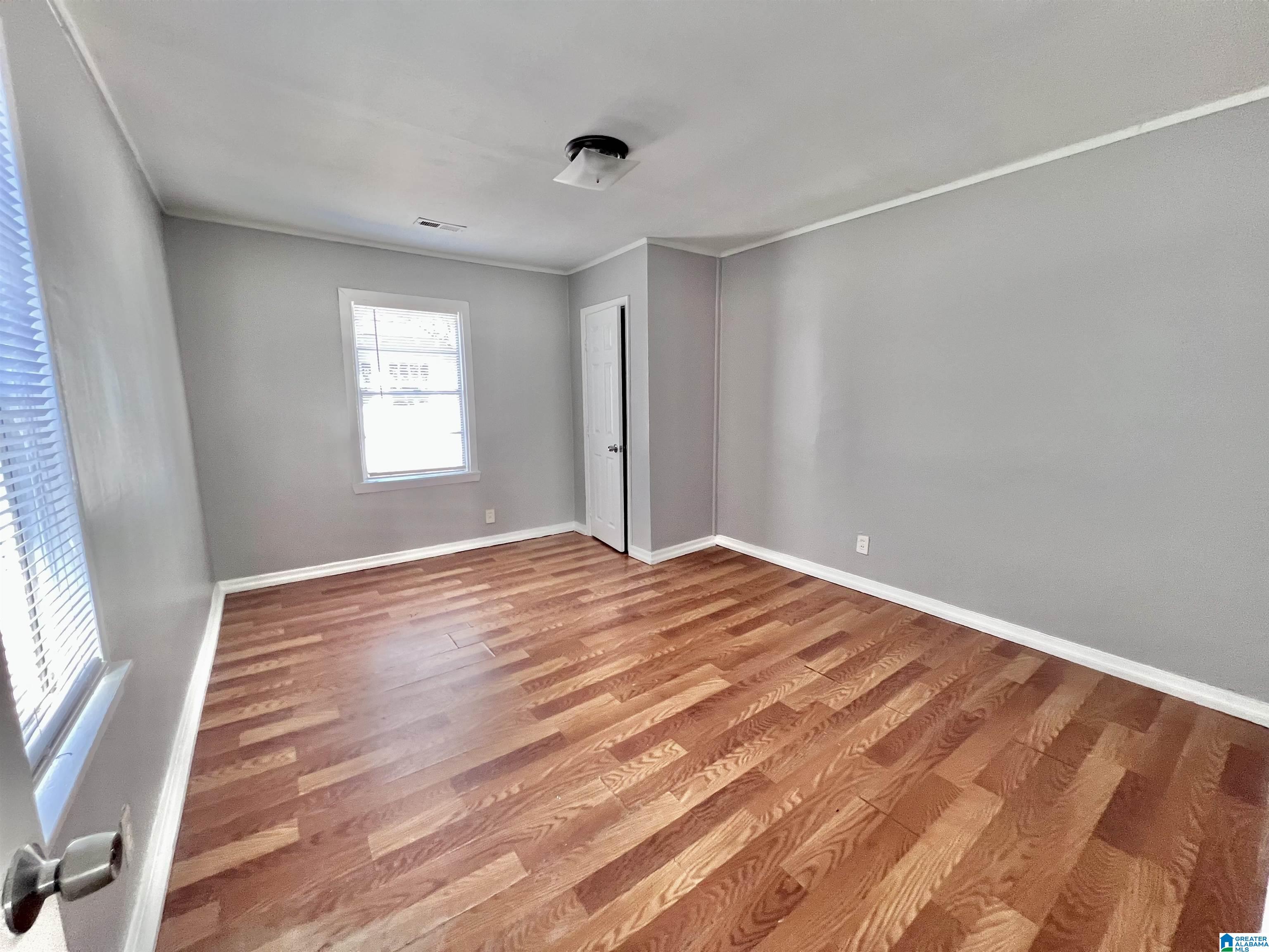 1152 14th Place Southwest Birmingham, AL 35211 - Photo 6 of 15
