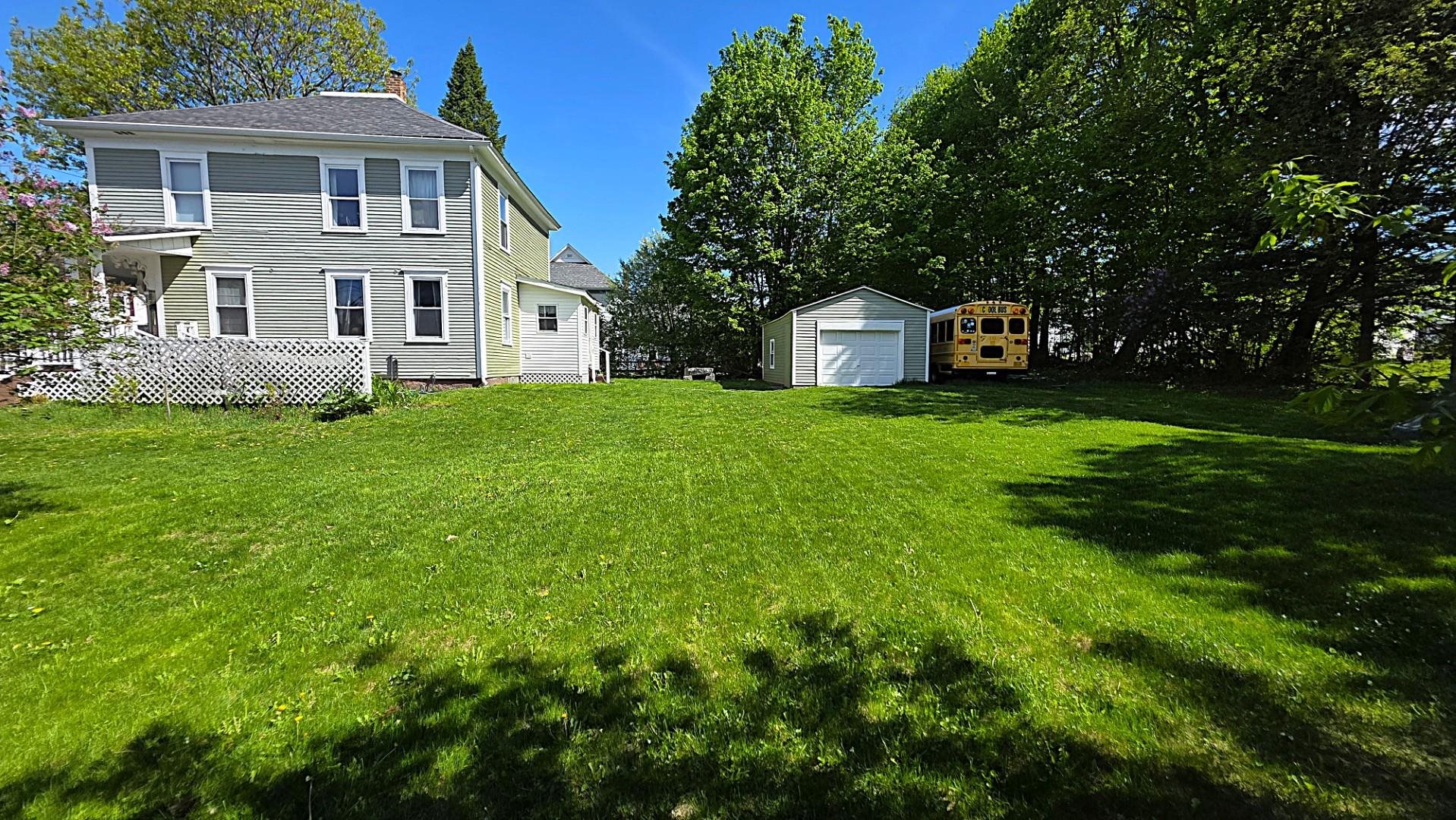 44 Taylor Street Newport, VT 05855 - Photo 33 of 37