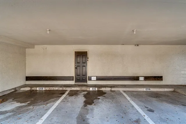 $1,195 | 9611 Walnut Street, Unit 1106, Dallas, TX 75081