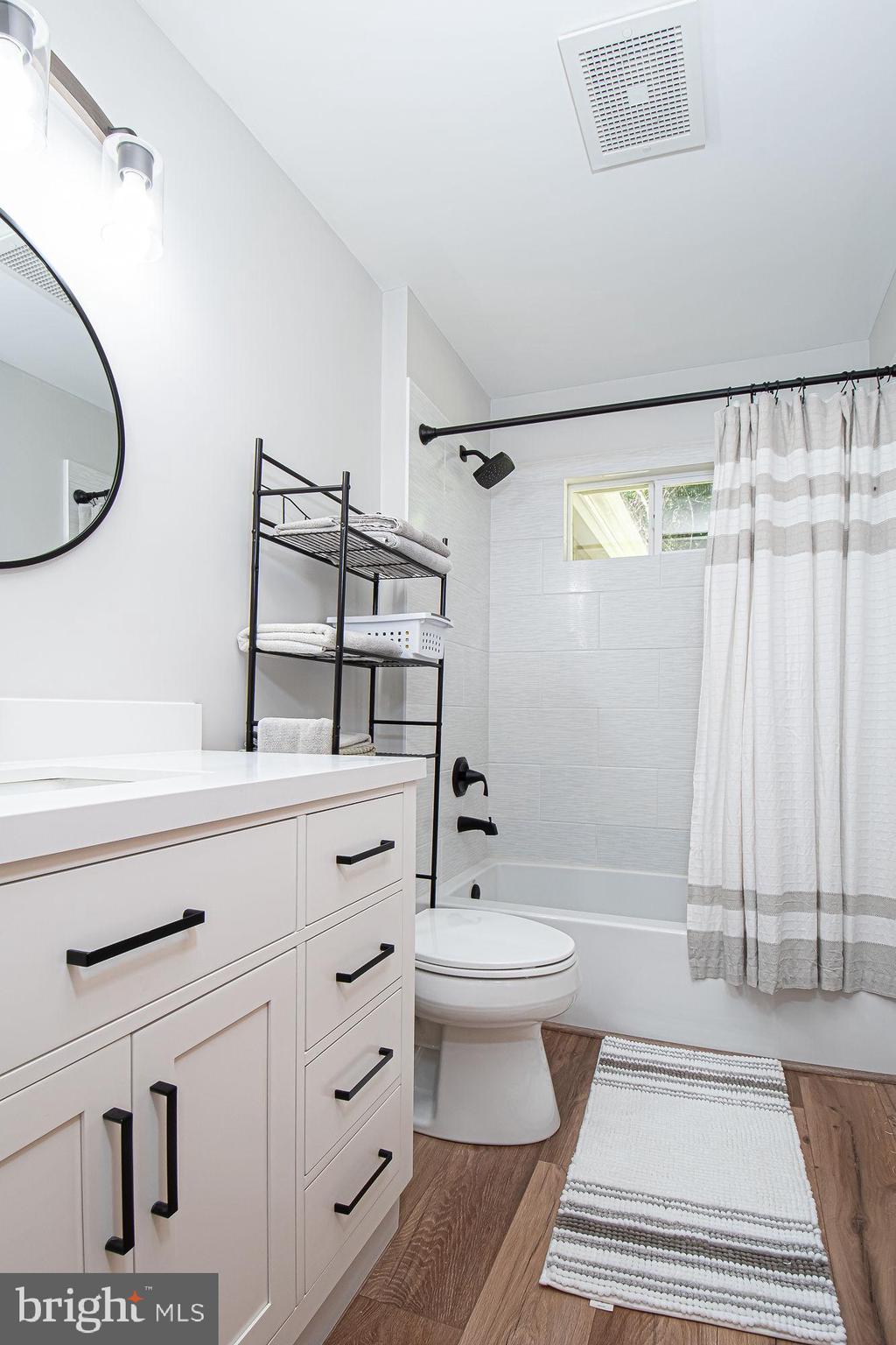 61 Mt Marshall Road Washington, VA 22747 - Photo 28 of 54 a bathroom with a sink toilet and shower