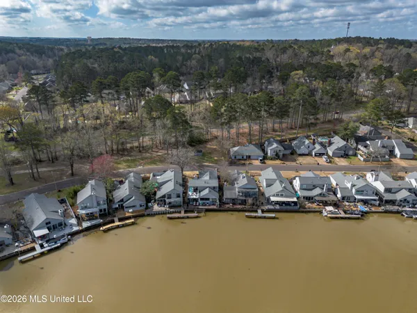 $544,900 | 164 West Waterwood Drive, Brandon, MS 39047