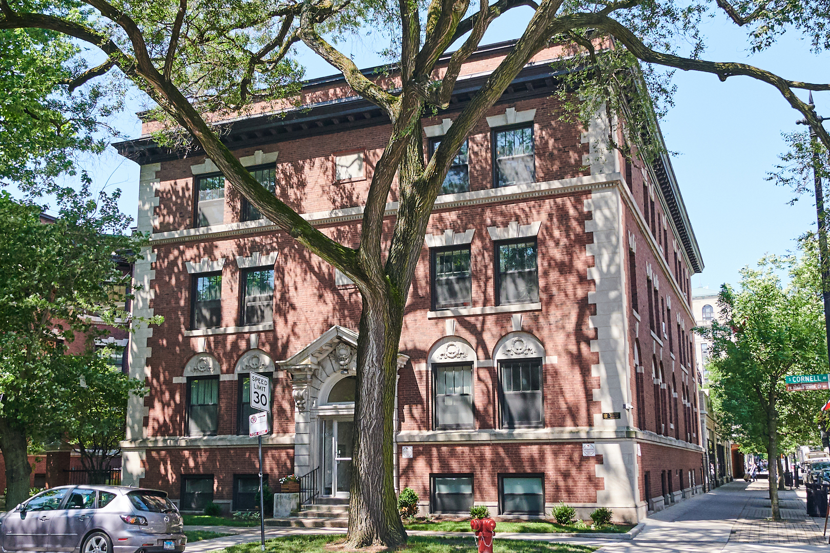 5302 South Cornell Avenue, Unit 3 Chicago, IL 60615 - Photo 1 of 34