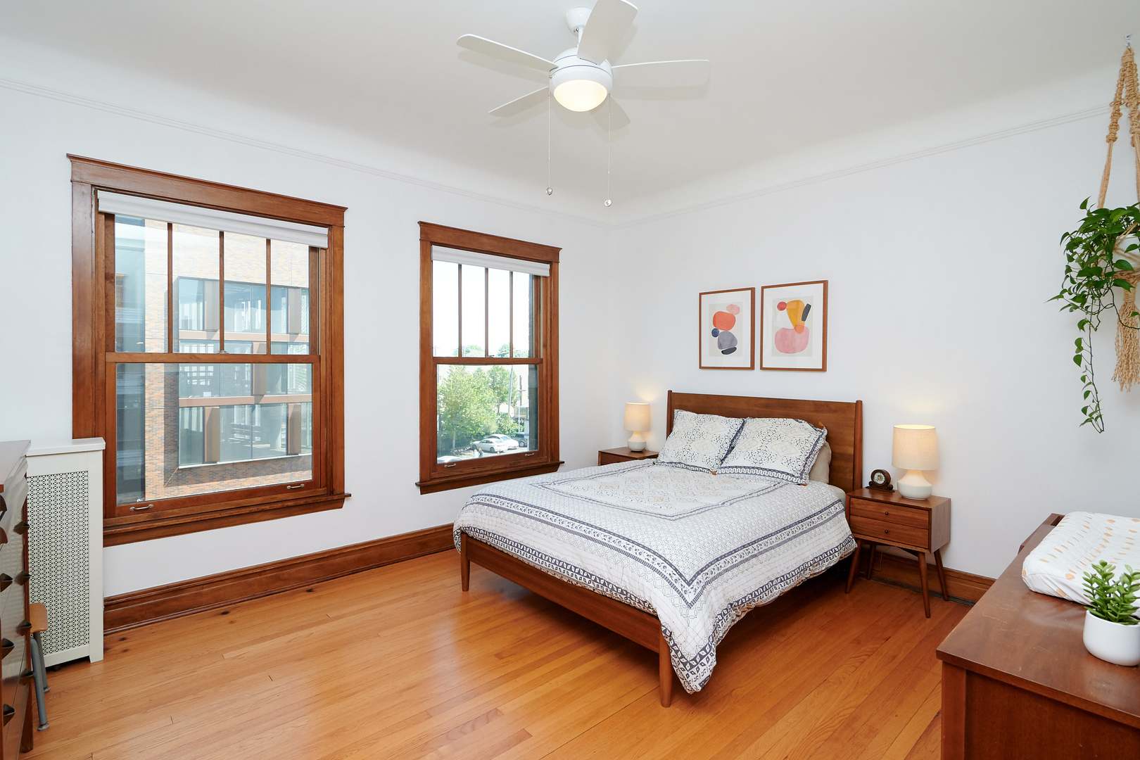 5302 South Cornell Avenue, Unit 3 Chicago, IL 60615 - Photo 24 of 34