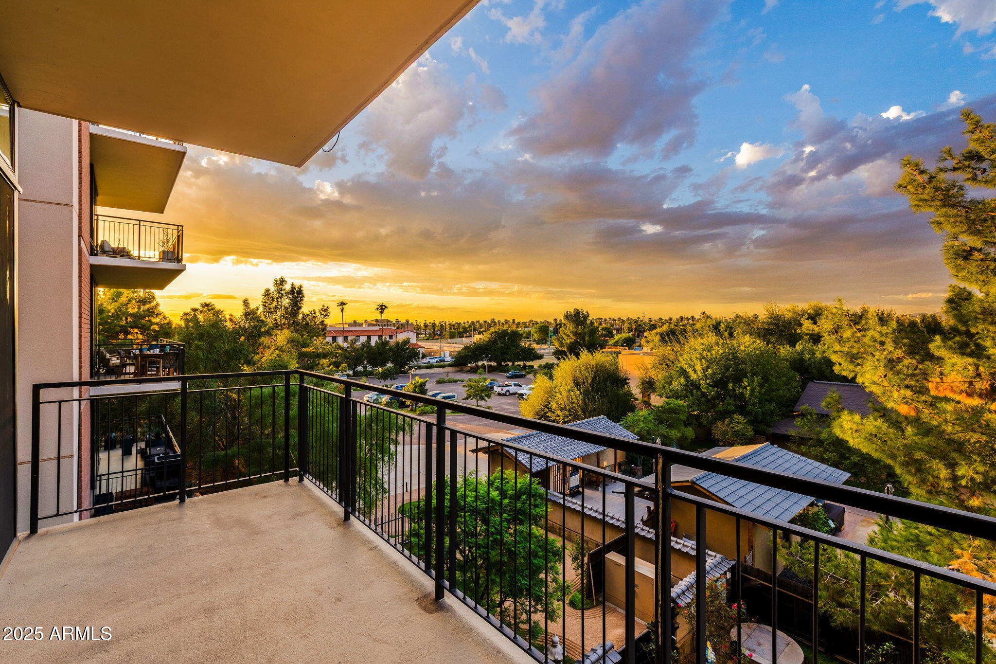 208 West Portland Street, Unit 360 Phoenix, AZ 85003 - Photo 2 of 34 017__208 W Portland St UNIT360