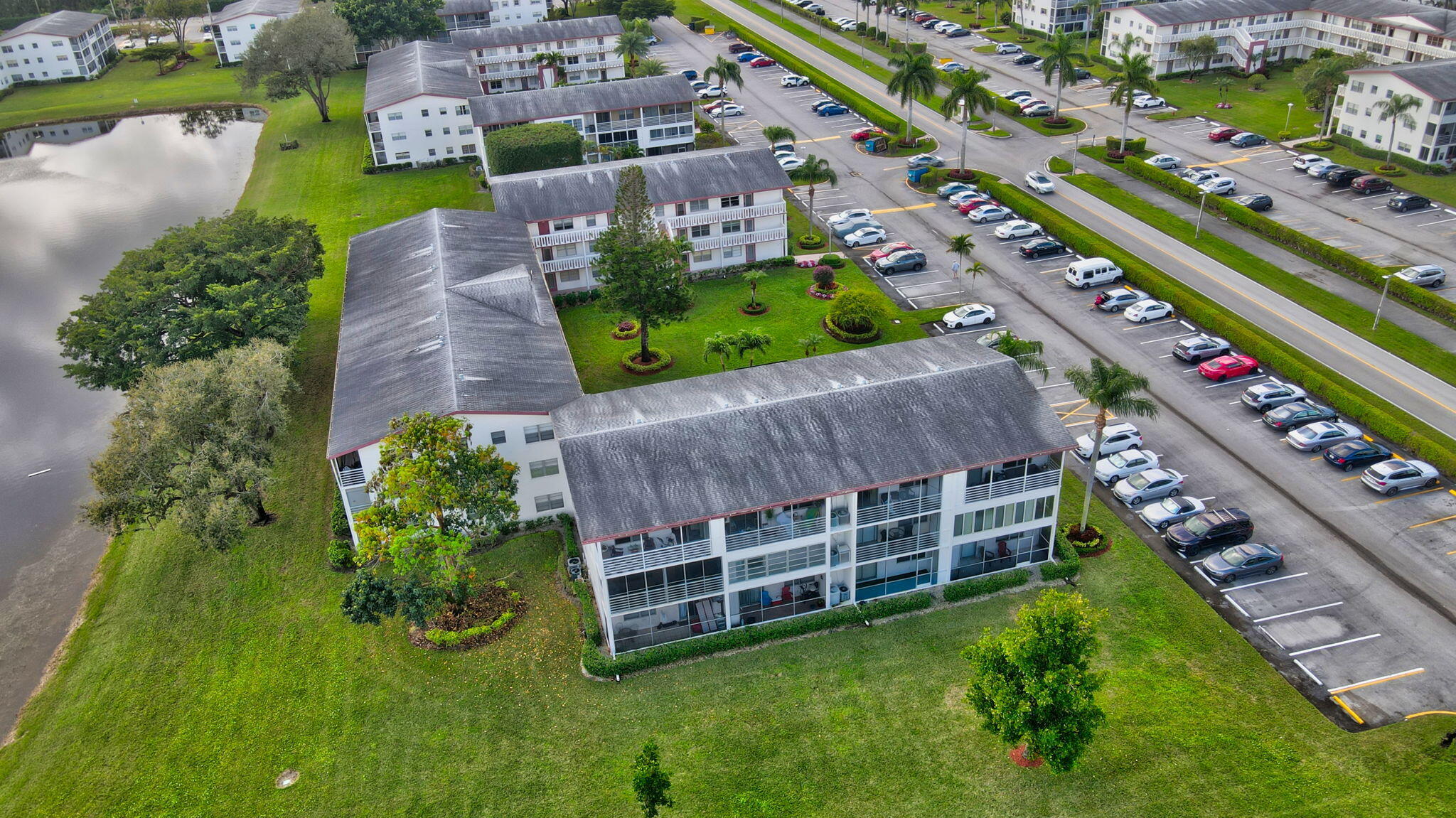 296 Fanshaw H Boca Raton, FL 33434 - Photo 33 of 74 Aerial