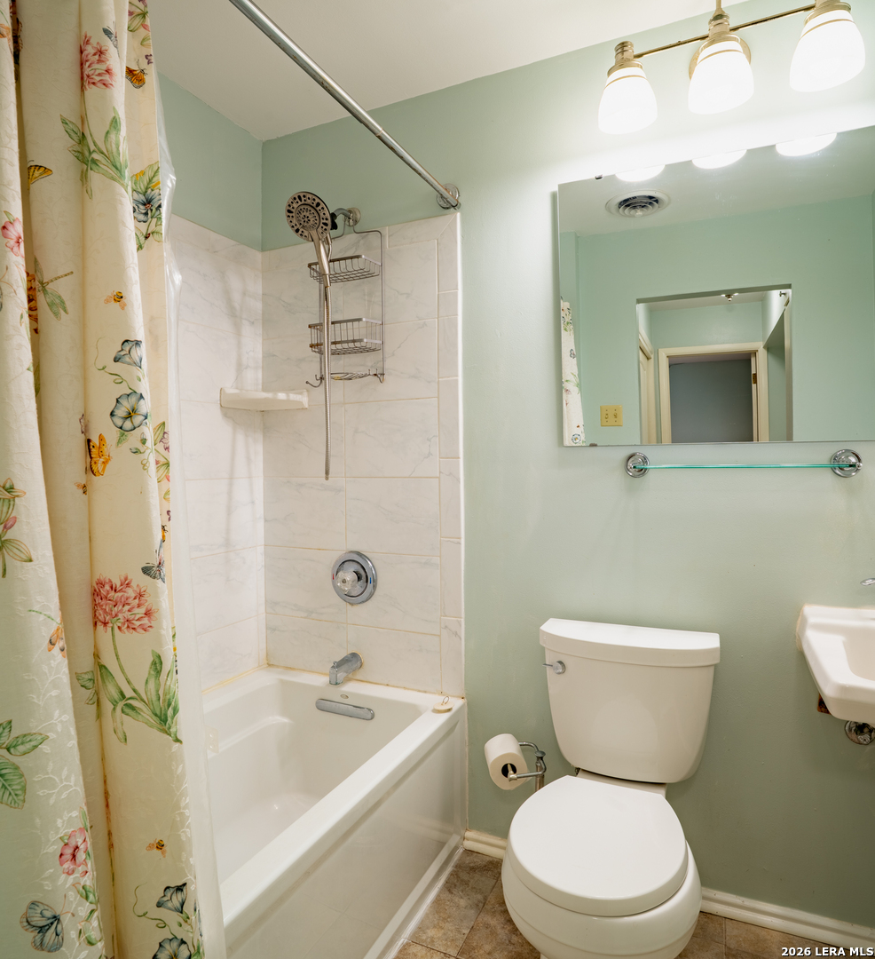 208 Front Street Comfort, TX 78013 - Photo 21 of 33