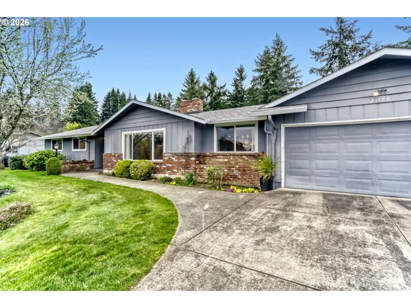 $675,000 | 21120 Southeast Lansing Lane, Damascus, OR 97089