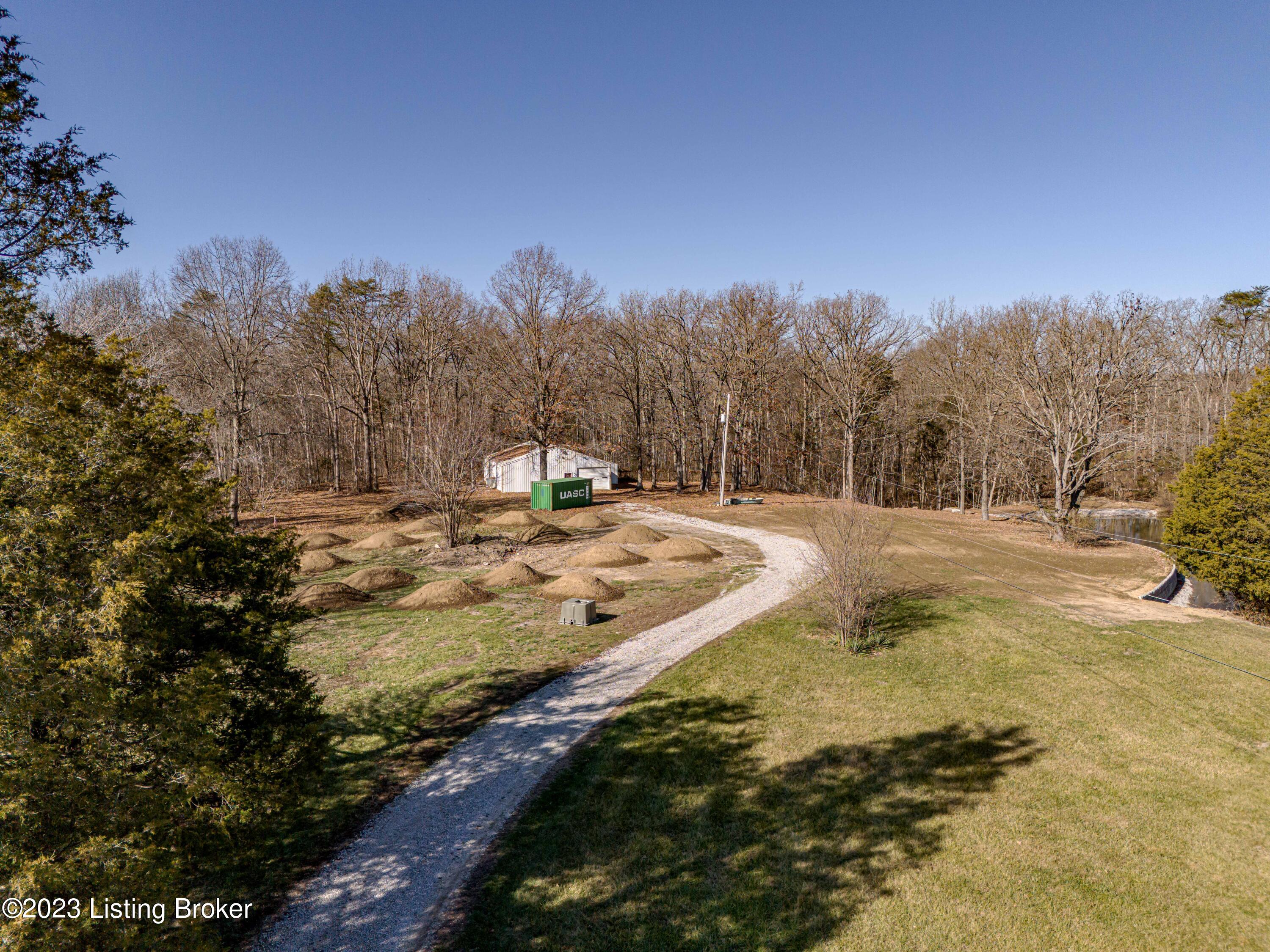 419 Hensley Road Shepherdsville, KY 40165 - Photo 2 of 19 1