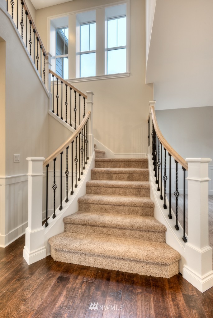 13912 173rd Place Southeast, Unit 7 Renton, WA 98059 - Photo 4 of 17 Gallery Image 4