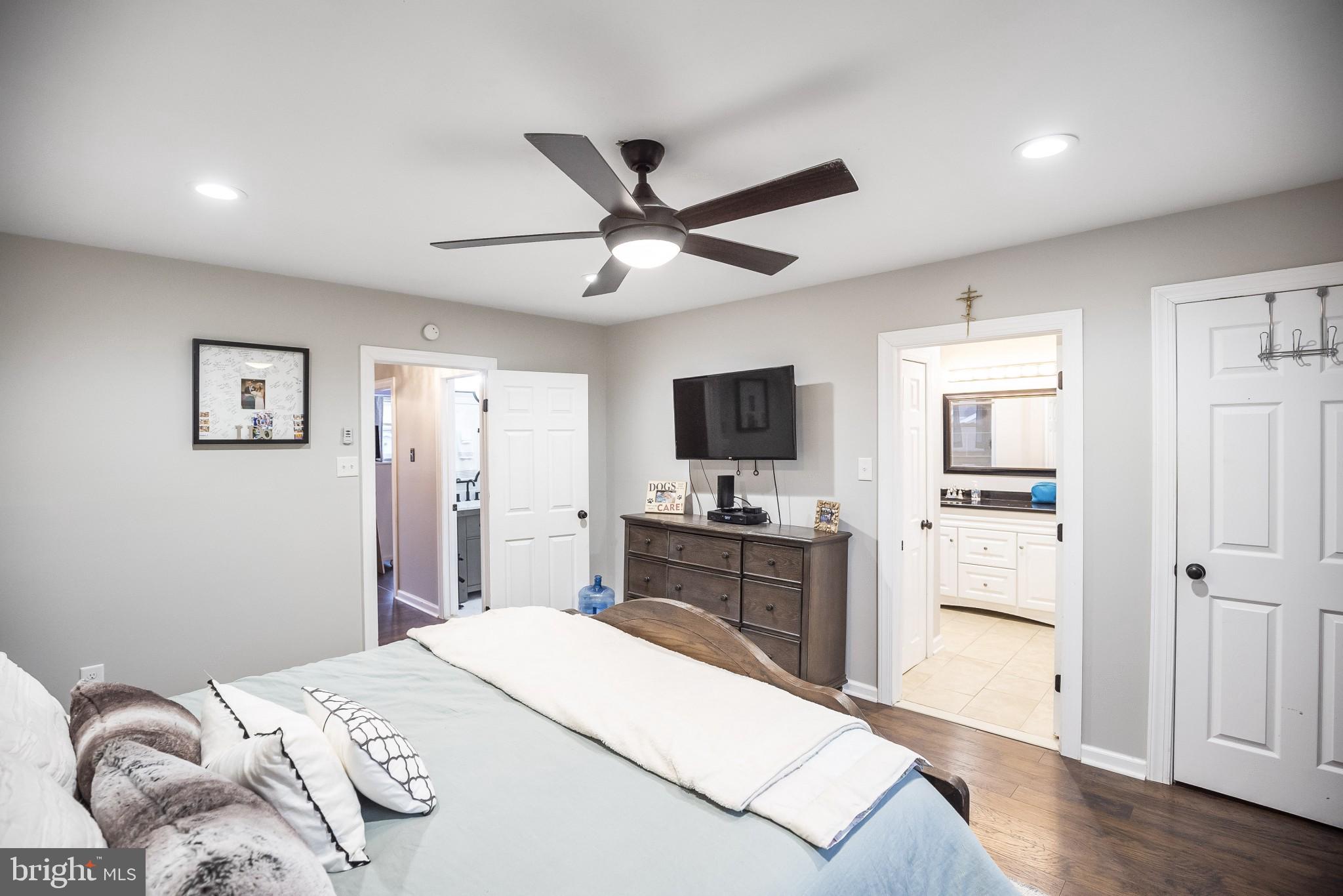 1514 Brick Road Cherry Hill, NJ 08003 - Photo 19 of 40