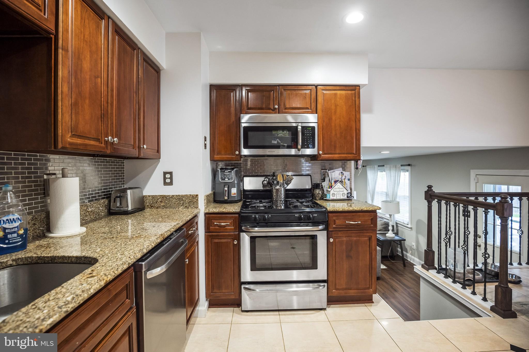 1514 Brick Road Cherry Hill, NJ 08003 - Photo 7 of 40