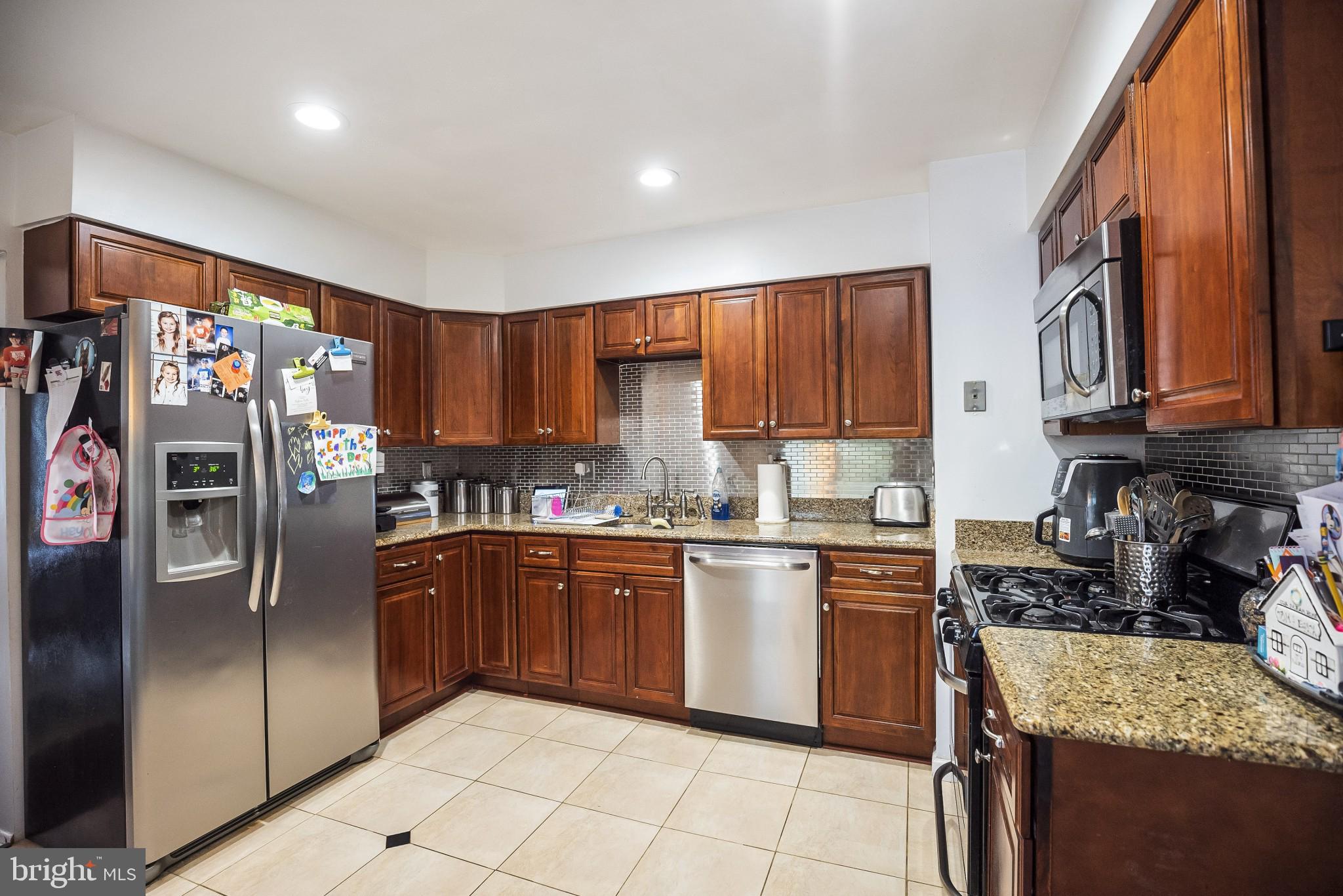 1514 Brick Road Cherry Hill, NJ 08003 - Photo 9 of 40