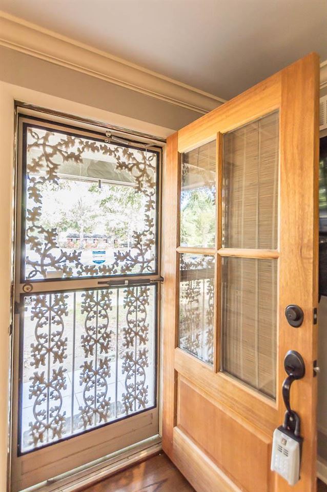 5093 Dee Road Memphis, TN 38117 - Photo 6 of 21 a view of a large window with an outdoor view