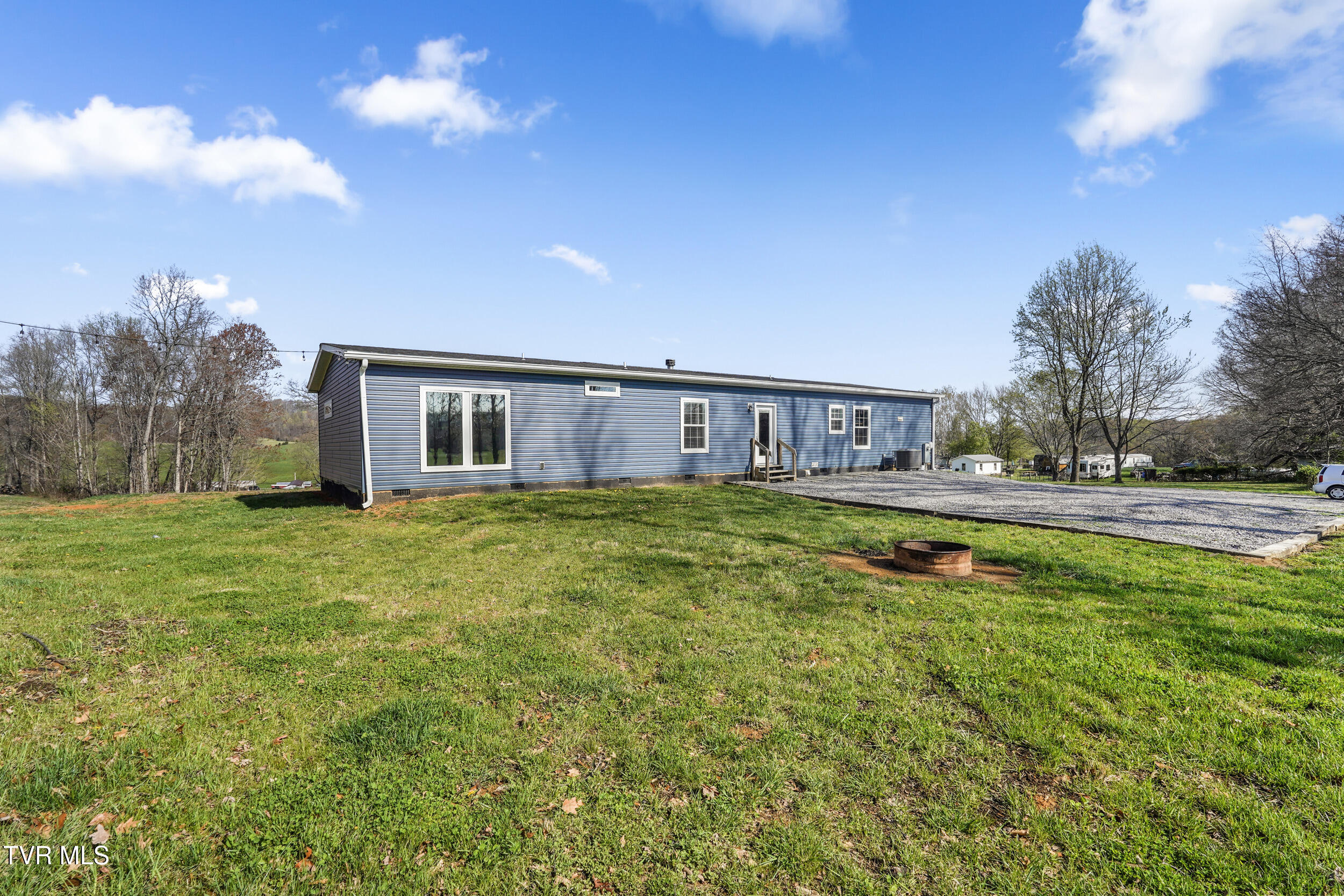 1390 Milburnton Road Limestone, TN 37681 - Photo 38 of 46 39_arw09658