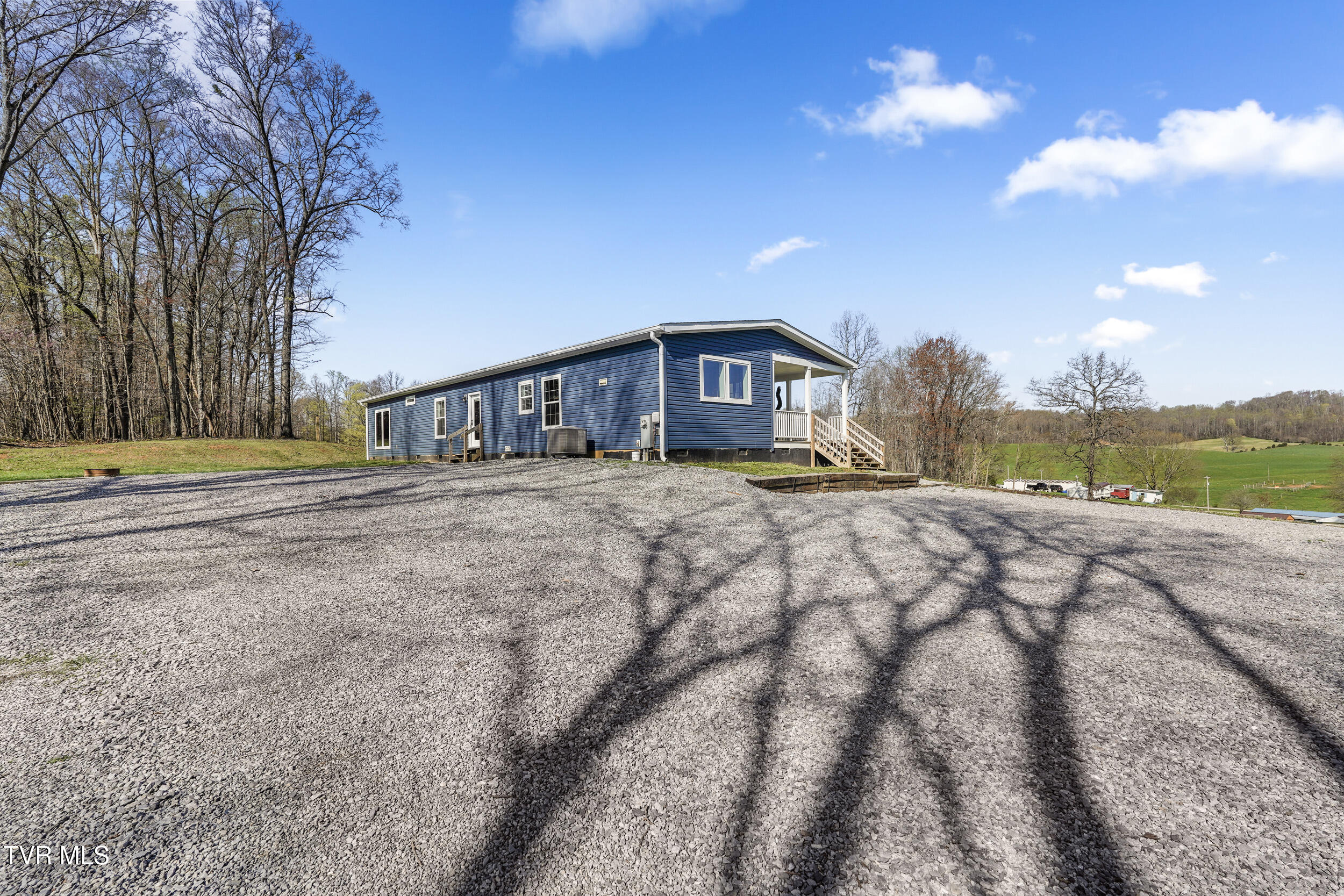 1390 Milburnton Road Limestone, TN 37681 - Photo 39 of 46 40_arw09661