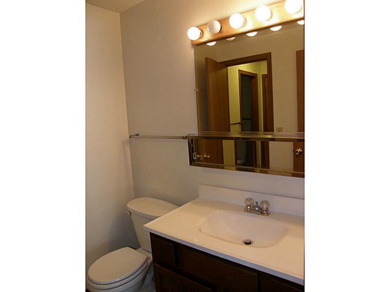 4428 Ridgewood Road East Springfield, OH 45503 - Photo 9 of 24 Gallery Image 9