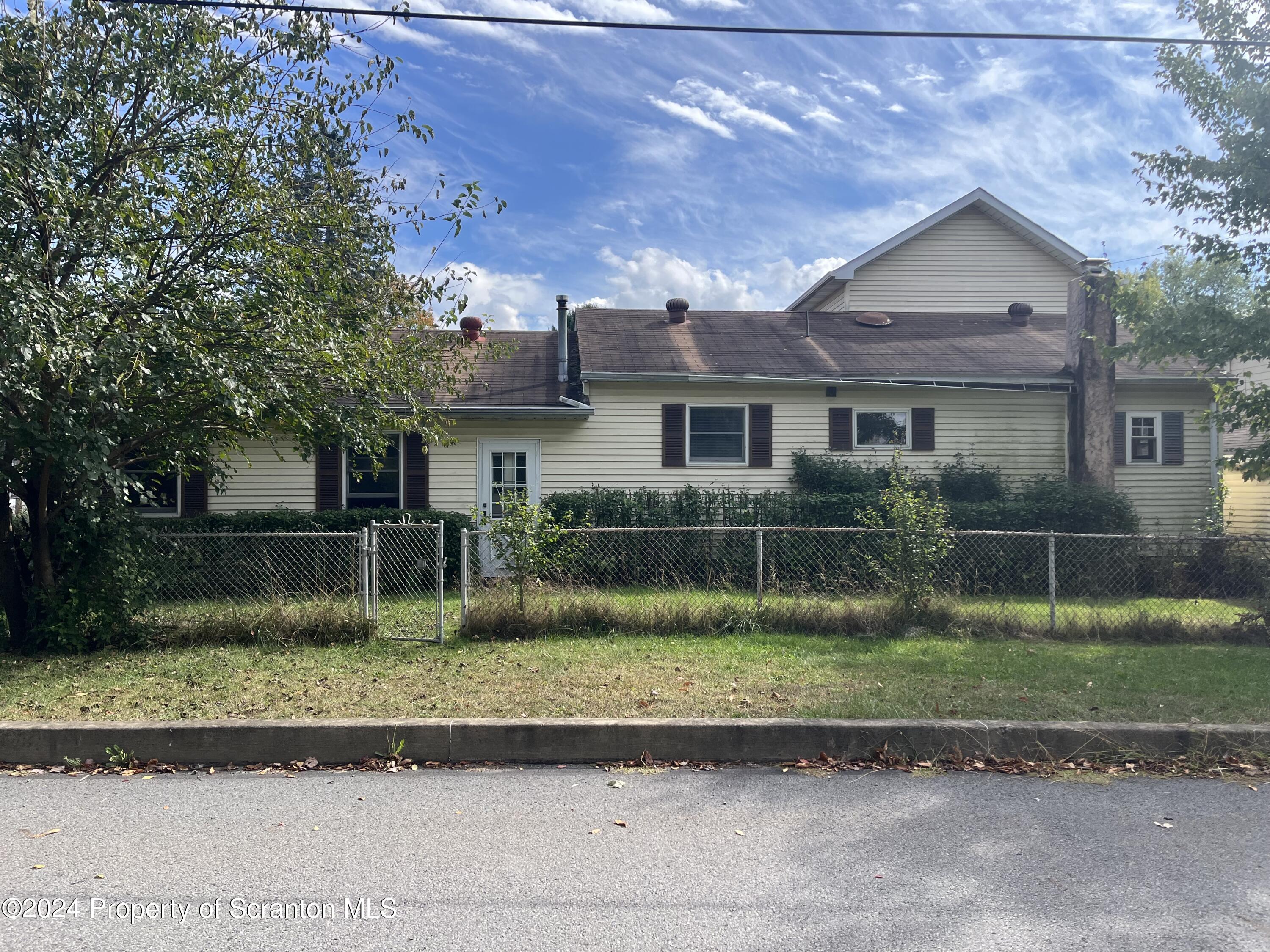 134 Lampman Street Avoca, PA 18641 - Photo 4 of 13