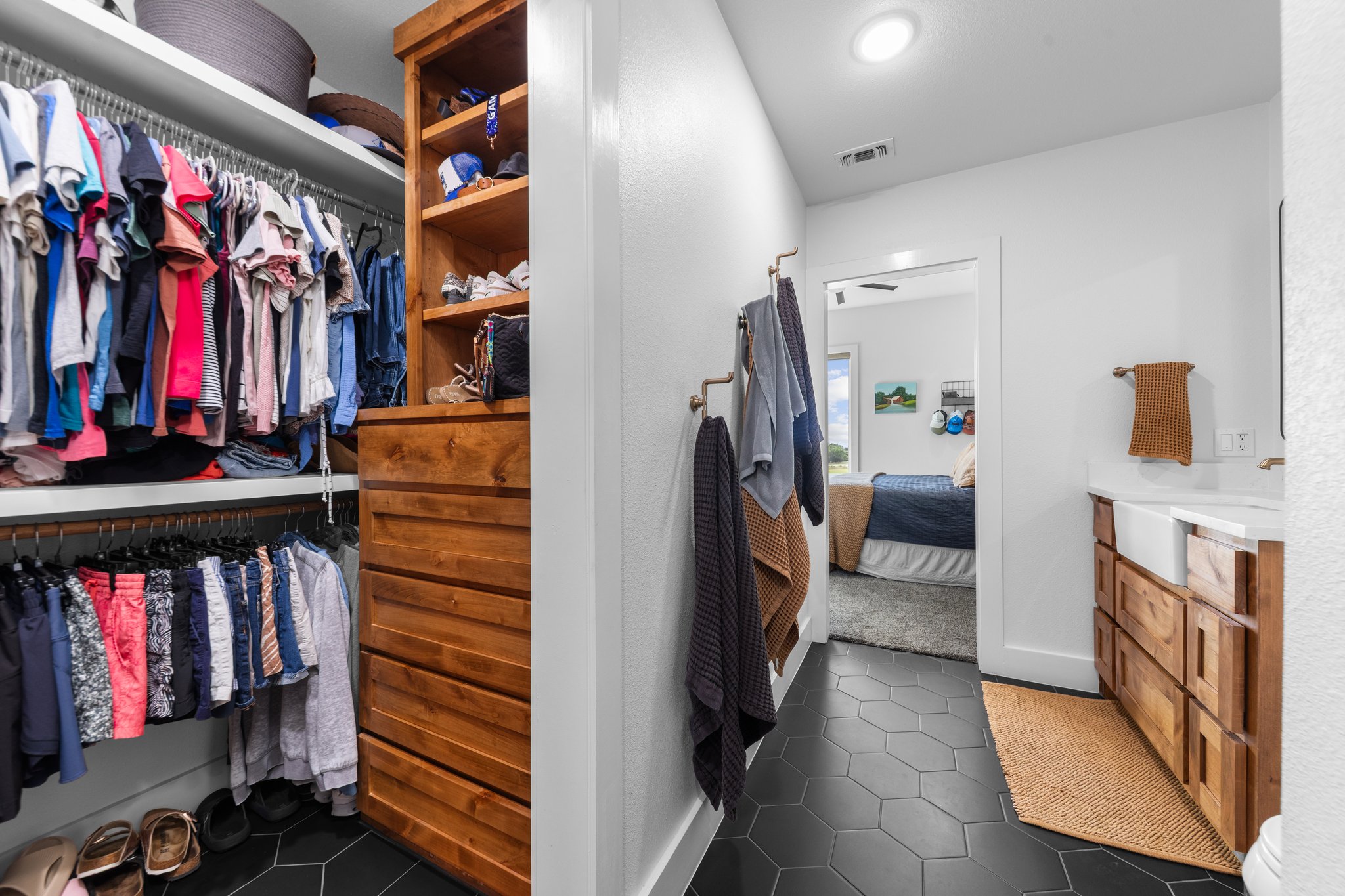 1800 Diamond Ridge Drive Lampasas, TX 76550 - Photo 19 of 40 Walk in closet with dark tile patterned flooring