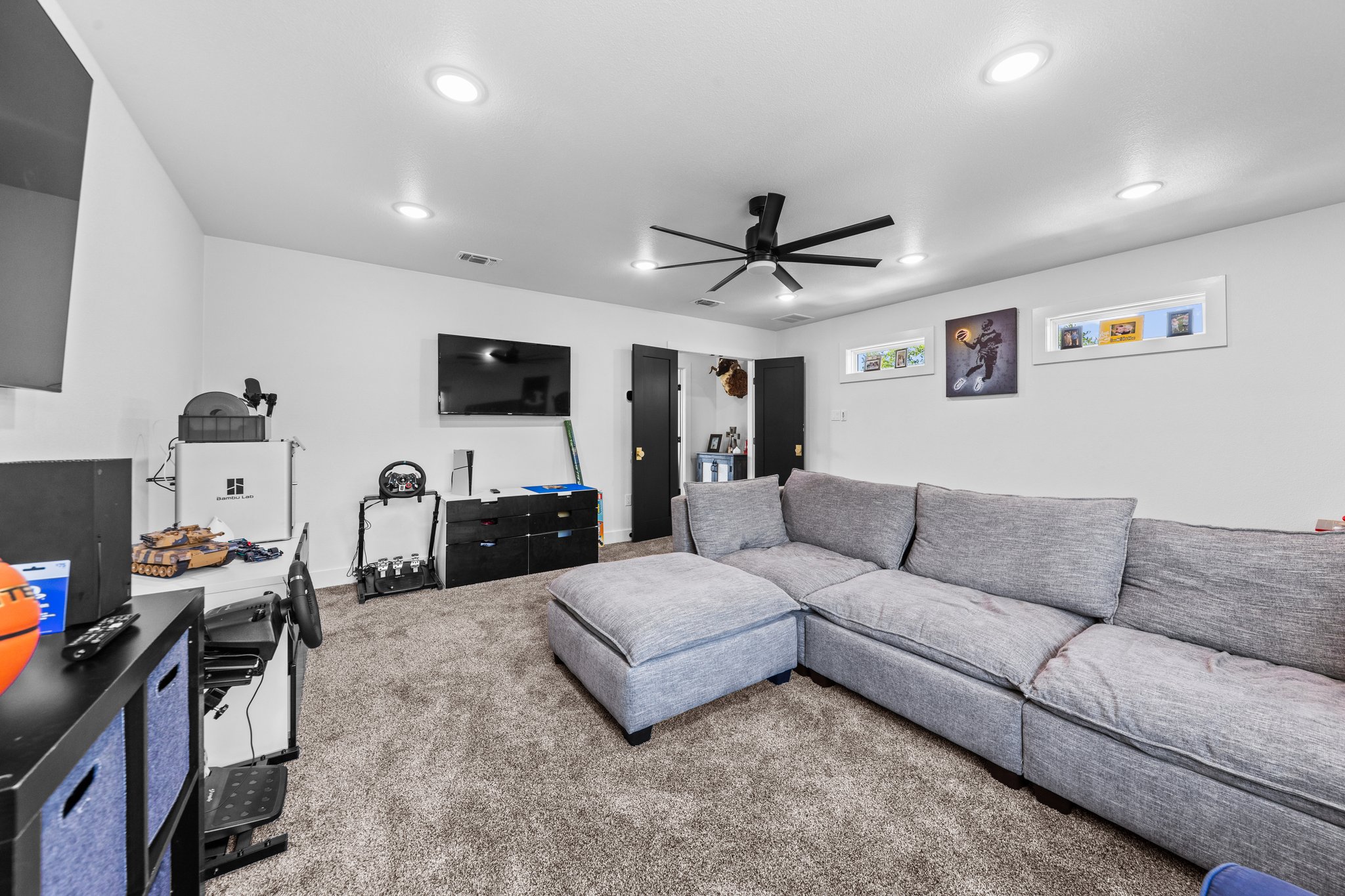1800 Diamond Ridge Drive Lampasas, TX 76550 - Photo 28 of 40 Carpeted living room featuring ceiling fan and recessed lighting