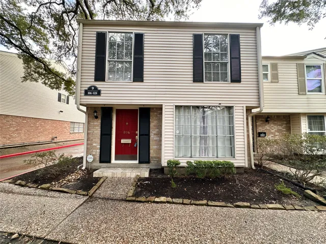 $2,500 | 806 Wax Myrtle Lane, Houston, TX 77079