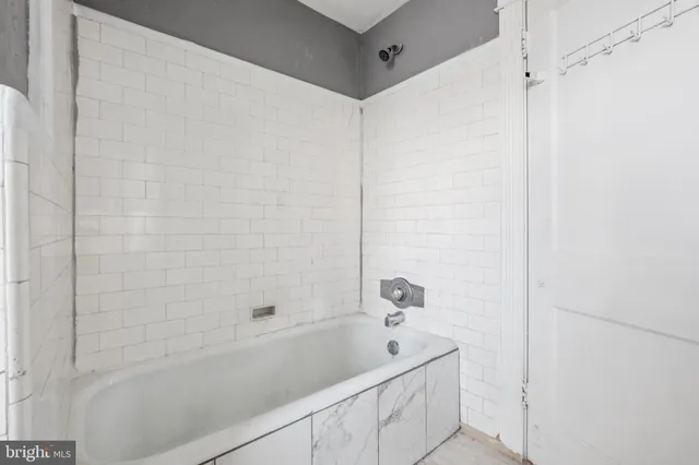 $250,000 | 235 Ashby Road, Upper Darby, PA 19082