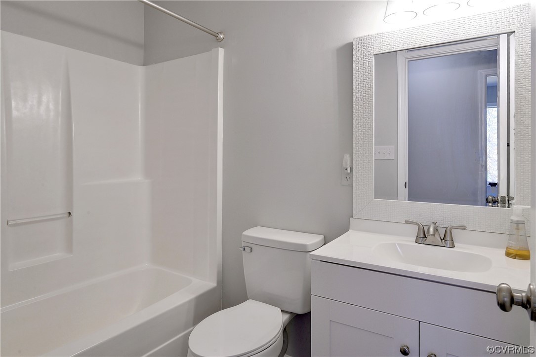 175 Racefield Drive Toano, VA 23168 - Photo 15 of 32 a bathroom with a sink toilet and shower