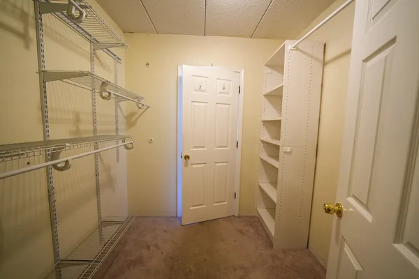 $3,800 | 16 Winter Street, Unit 41A, Waltham, MA 02451