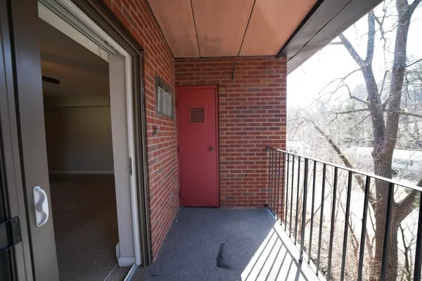 $3,800 | 16 Winter Street, Unit 41A, Waltham, MA 02451
