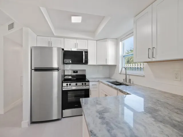 $1,950,000 | 741 Hernando Street, Fort Pierce, FL 34949